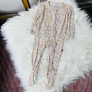 Lev Baby Pink Dinosaur Print Kids Footie